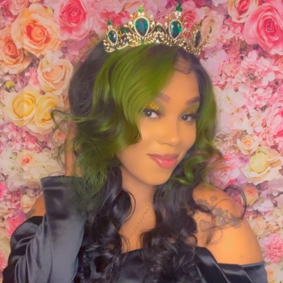 Posh Ambassador - Picture 1 of 1